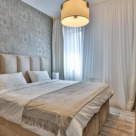 Bw-beograd Na Vodi * Sajmiste