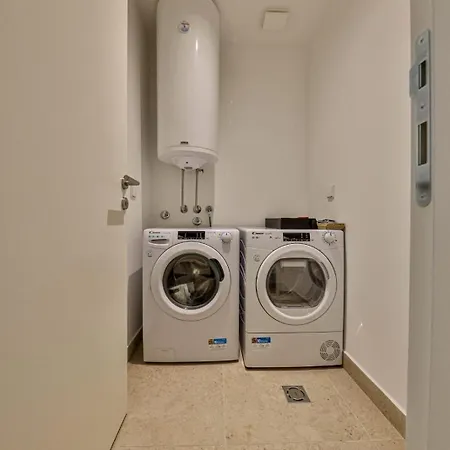 Bw-beograd Na Vodi *